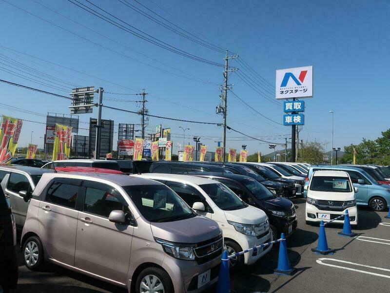 Axela Sport