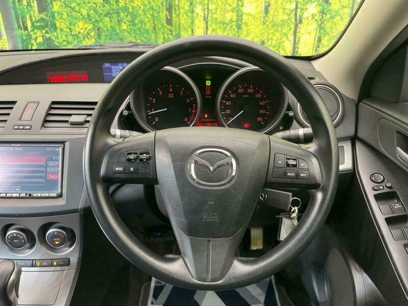 Axela Sport
