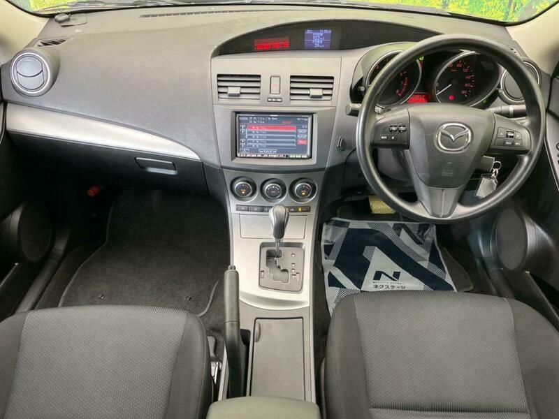 Axela Sport