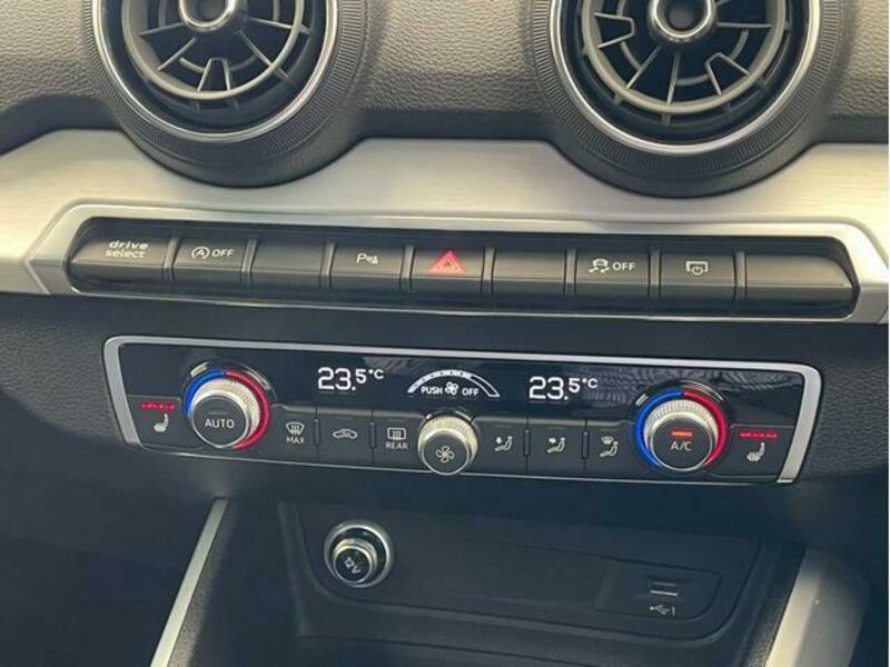 Q2