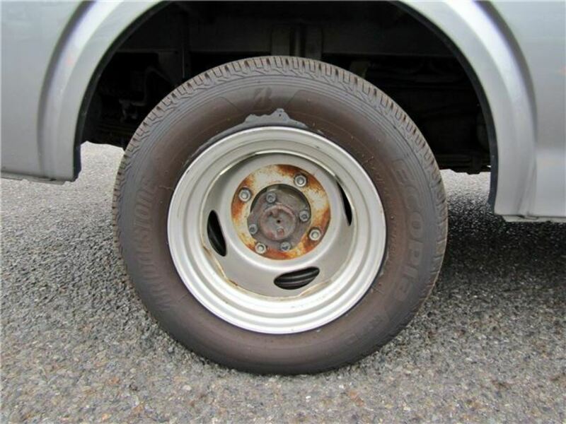 BONGO VAN
