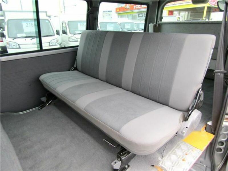 BONGO VAN