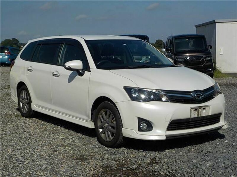 Used 2013 TOYOTA COROLLA FIELDER NZE161G | SBI Motor Japan