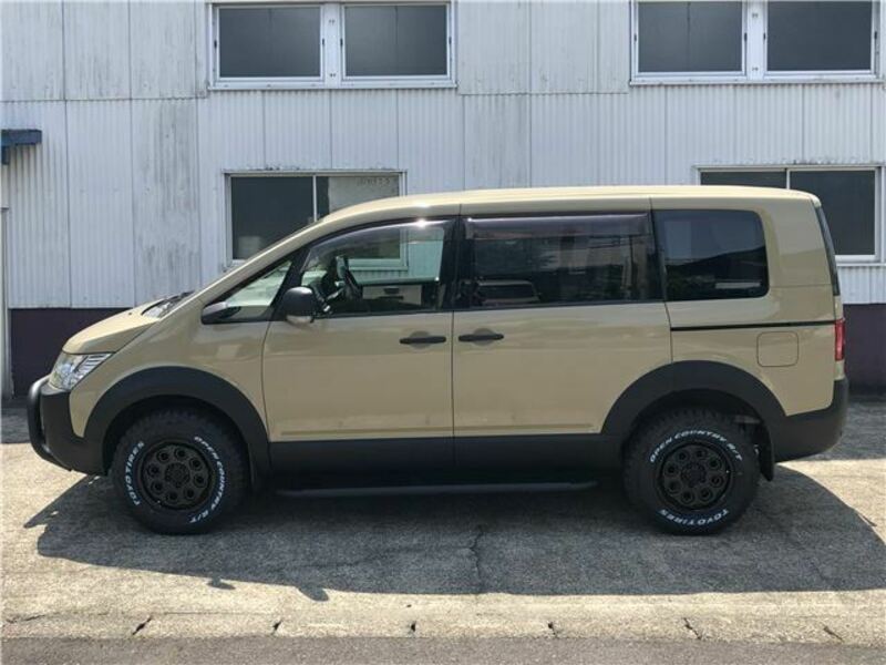 DELICA D5
