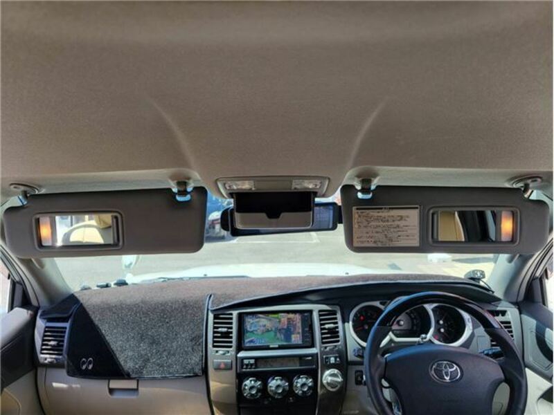 HILUX SURF