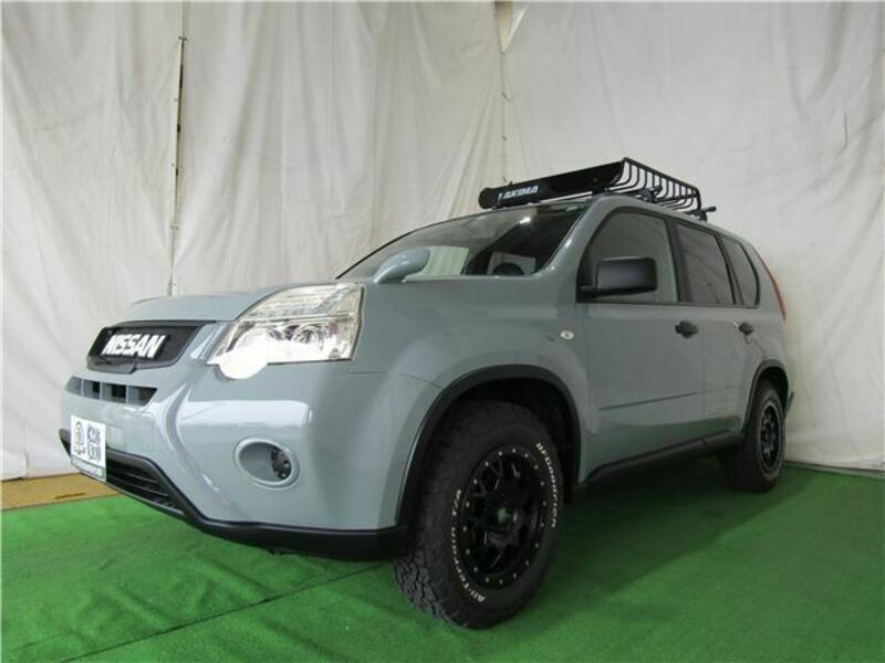 NISSAN　X-TRAIL