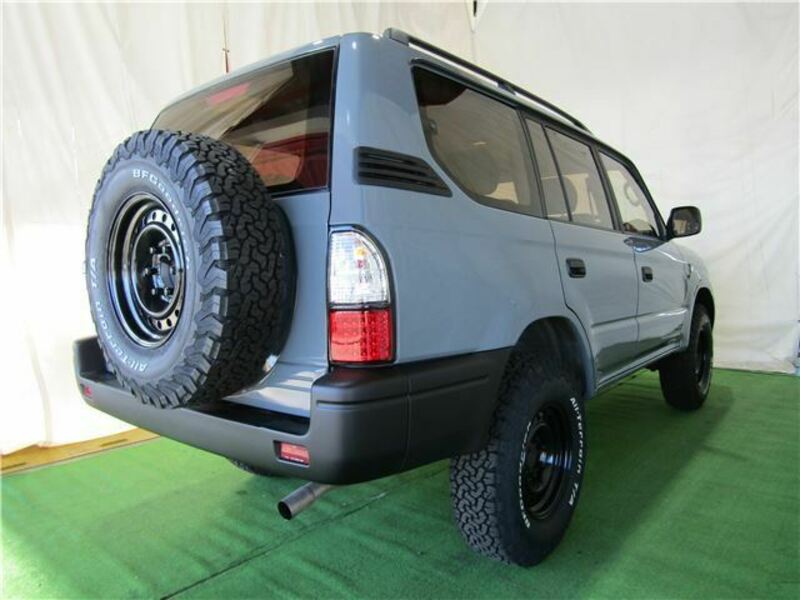 LAND CRUISER PRADO-5