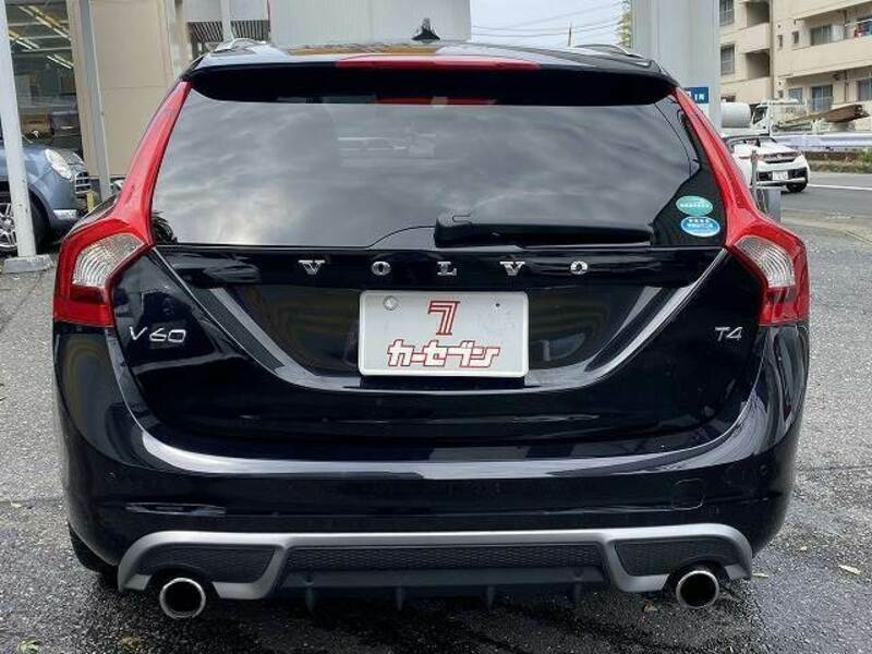 V60