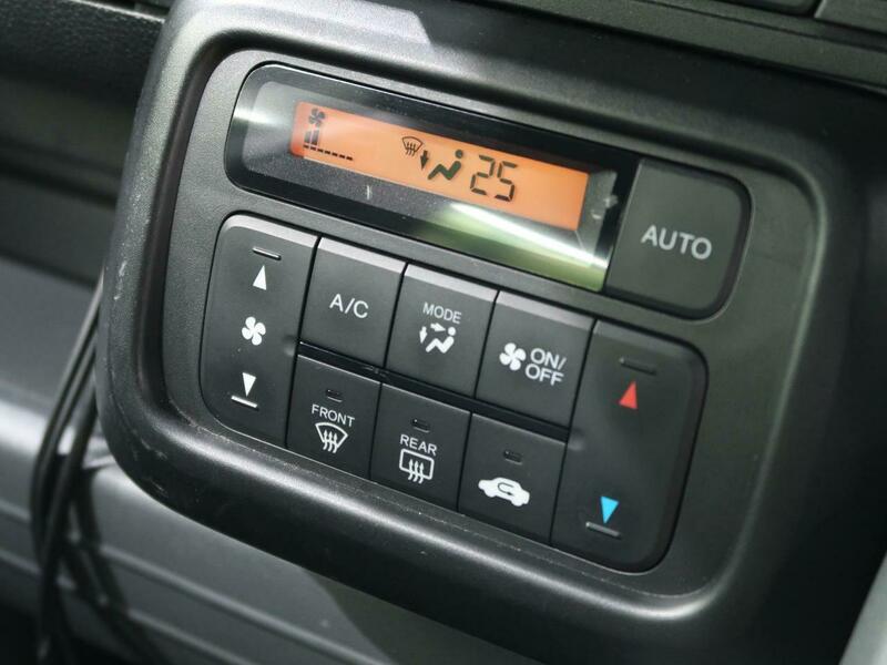 N-VAN