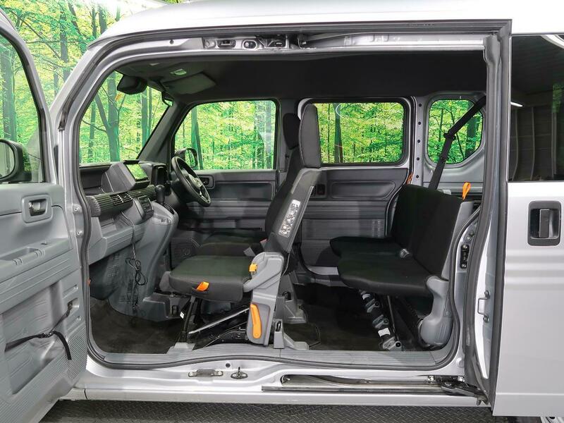 N-VAN