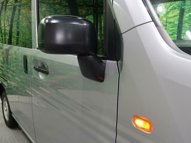 N-VAN