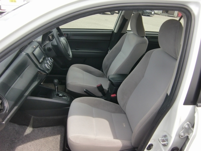 COROLLA AXIO