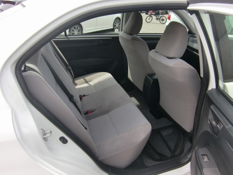 COROLLA AXIO