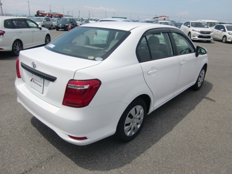 COROLLA AXIO