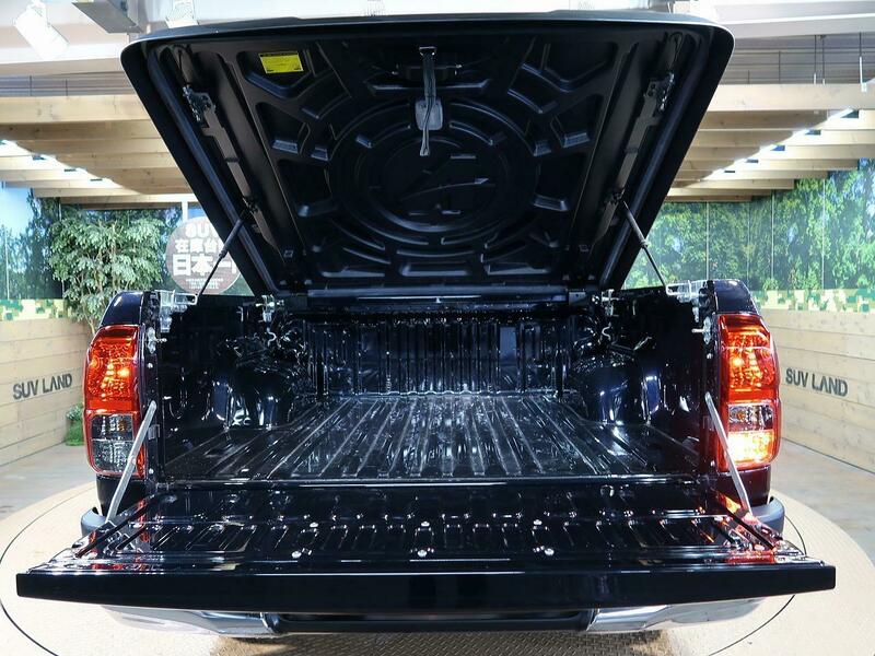 HILUX