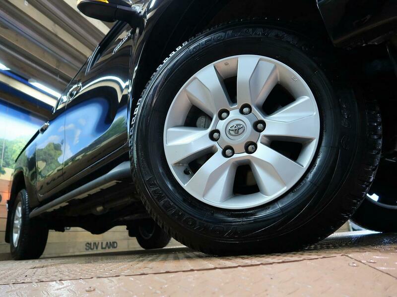 HILUX-0