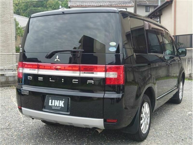 DELICA D5