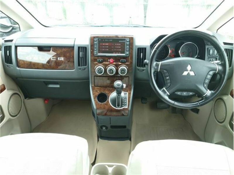 DELICA D5