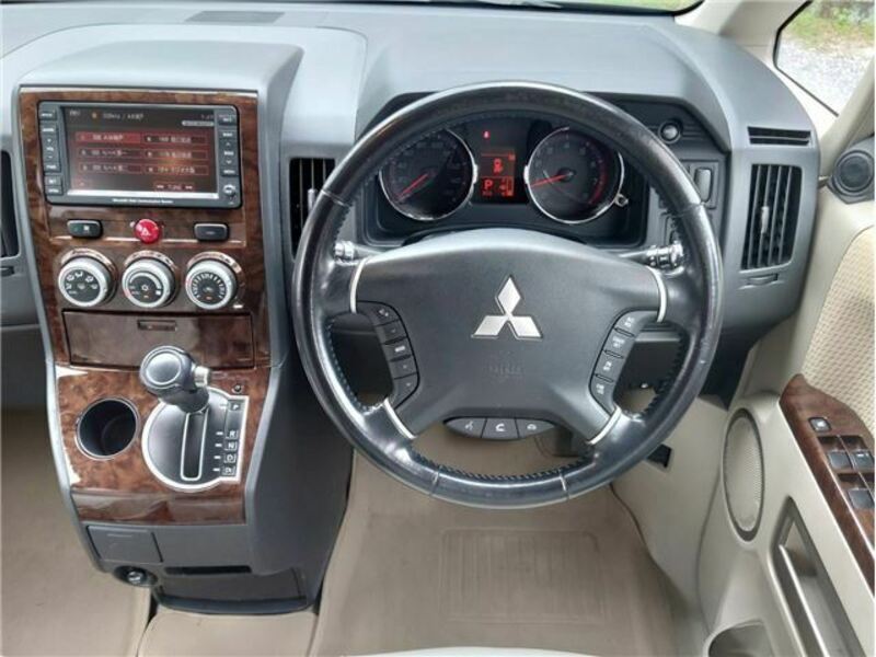 DELICA D5