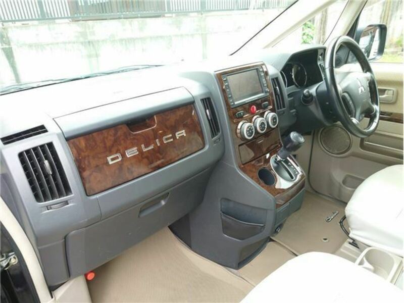 DELICA D5