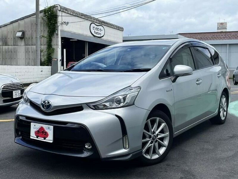 TOYOTA　PRIUS ALPHA