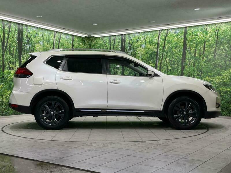 X-TRAIL