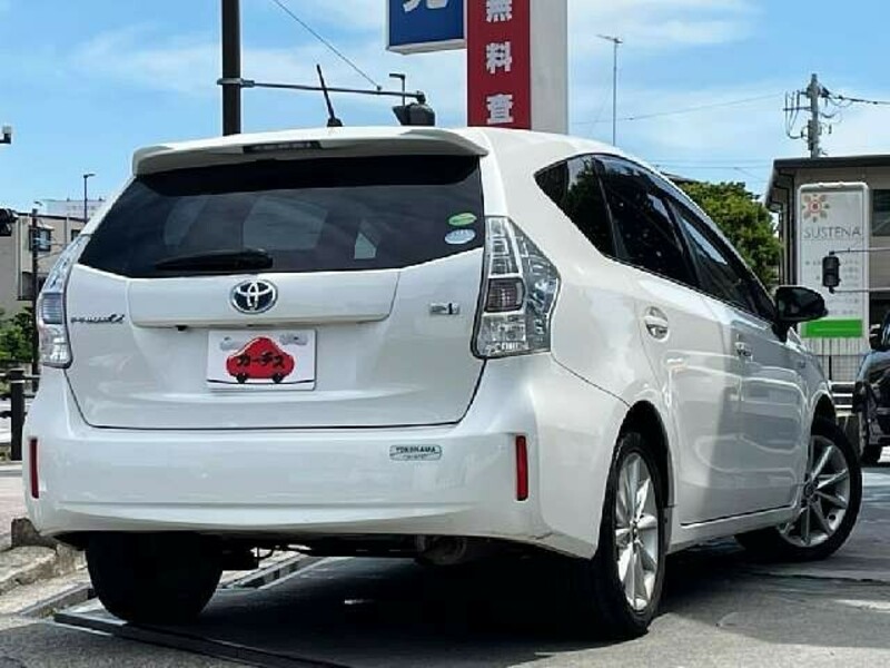 PRIUS ALPHA