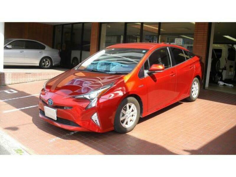 PRIUS-1