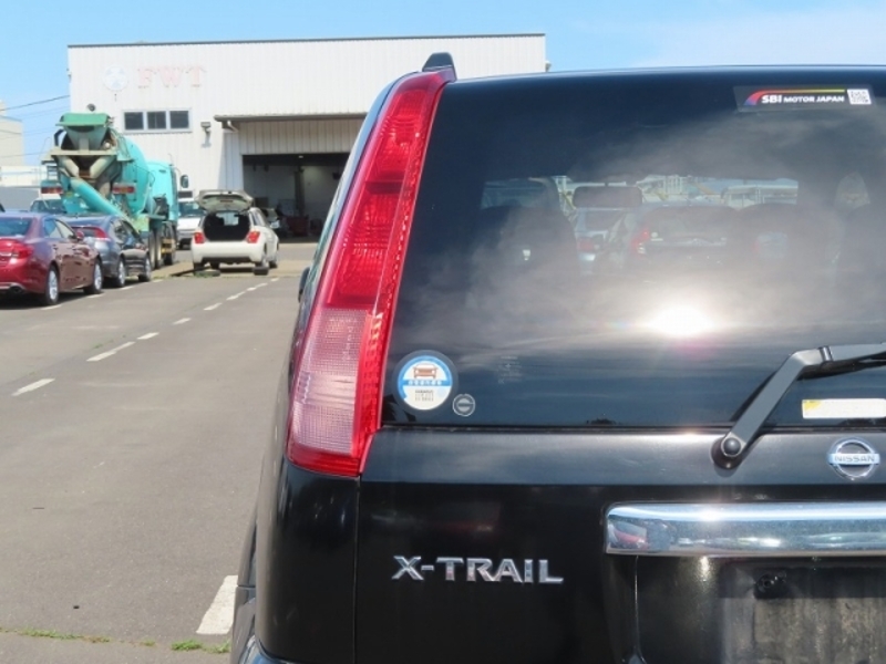 X-TRAIL