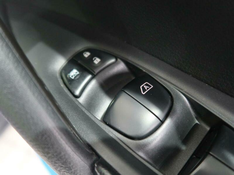 X-TRAIL-38