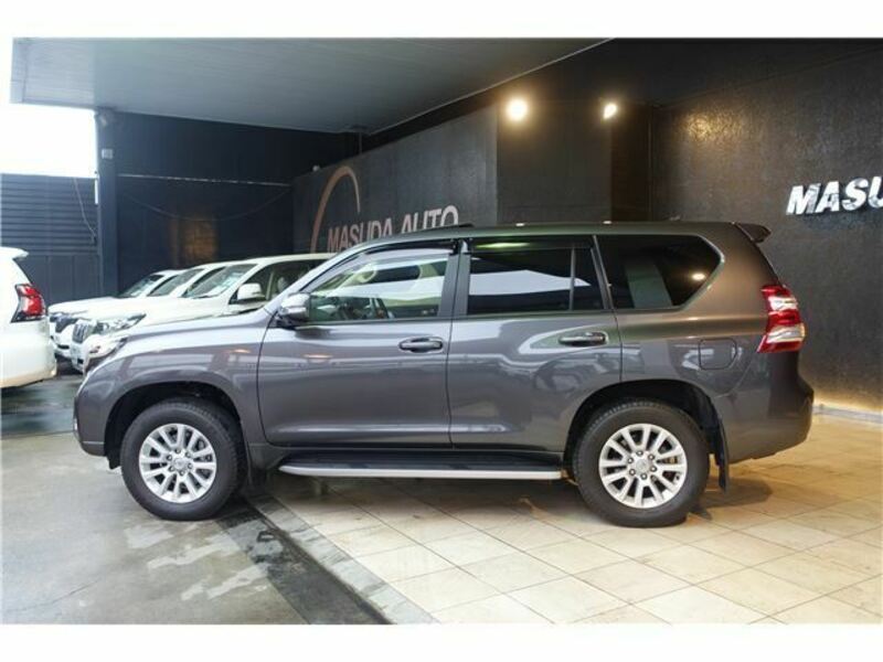 LAND CRUISER PRADO-34