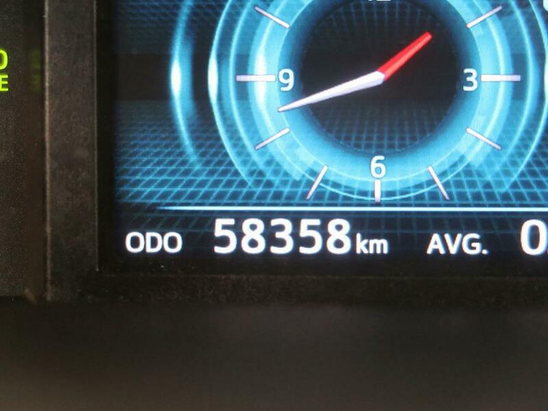 PRIUS ALPHA