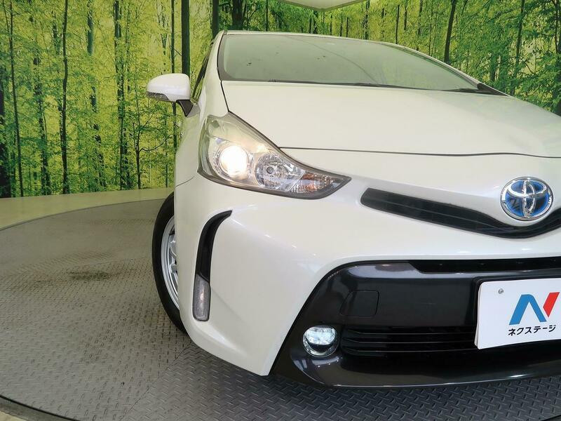 PRIUS ALPHA