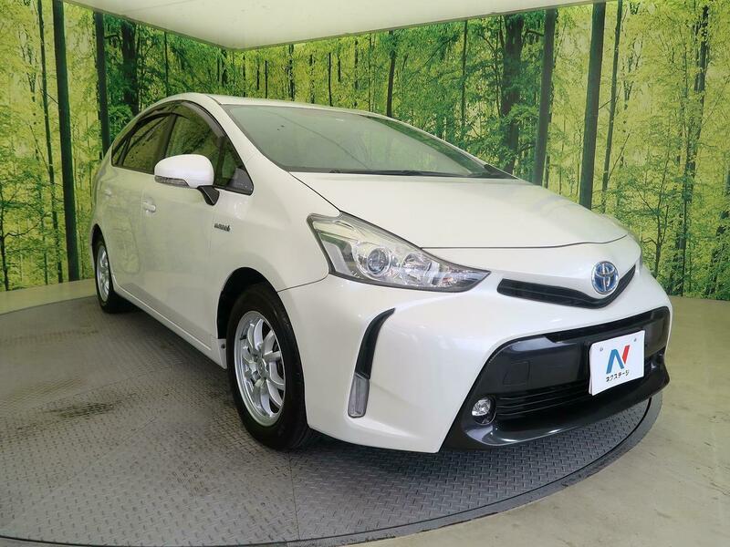 PRIUS ALPHA