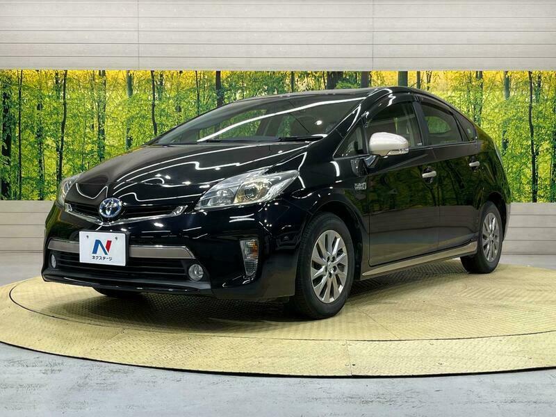 Used 2014 TOYOTA PRIUS PHV ZVW35 | SBI Motor Japan