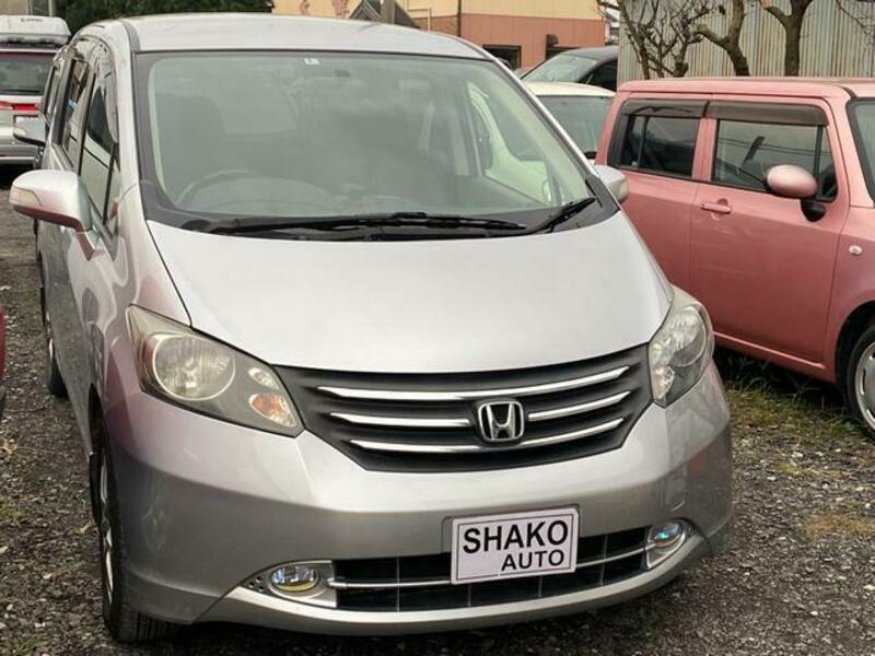 HONDA　FREED