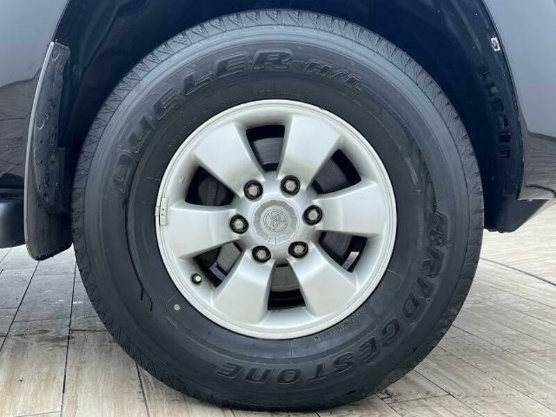 HILUX SURF