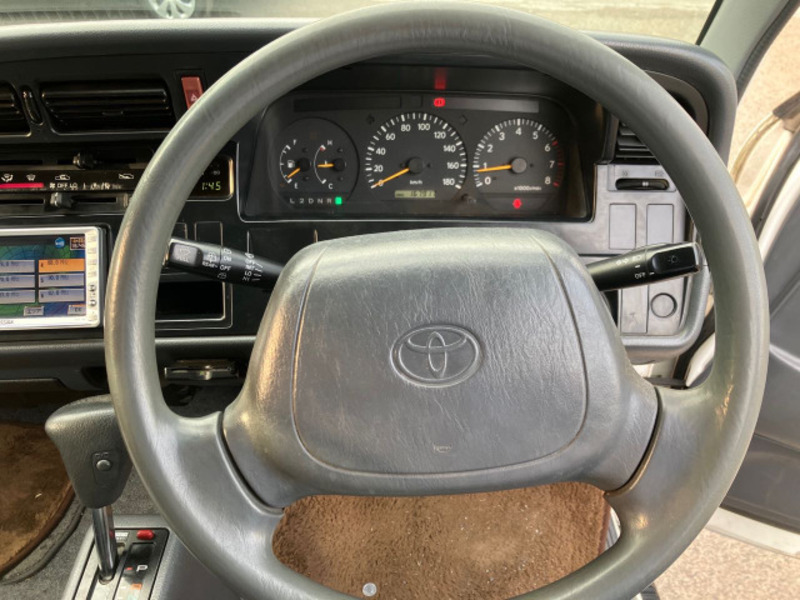 HIACE VAN-16