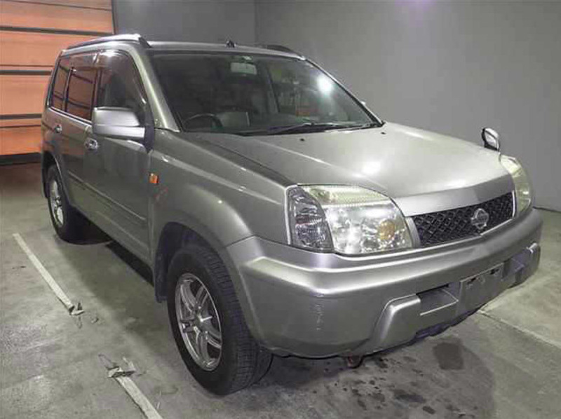 X-TRAIL