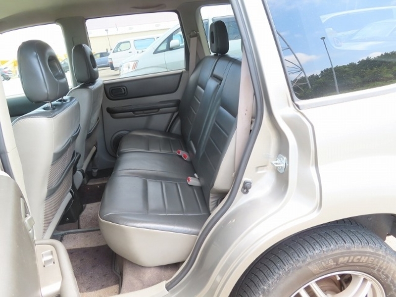 X-TRAIL