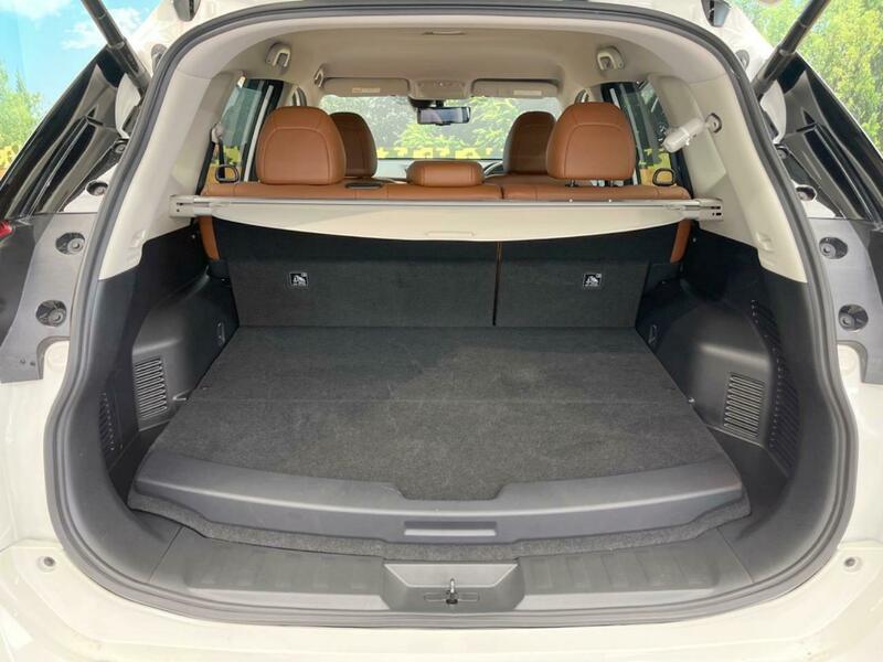 X-TRAIL