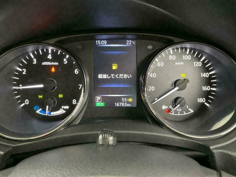 X-TRAIL