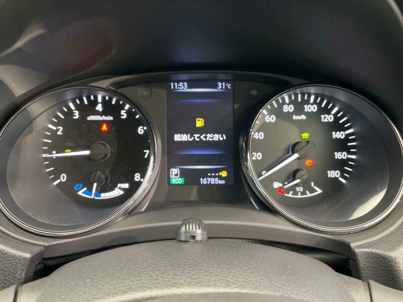 X-TRAIL