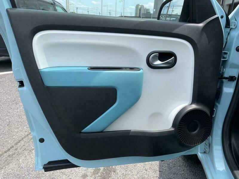 TWINGO