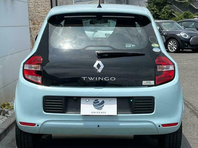 TWINGO