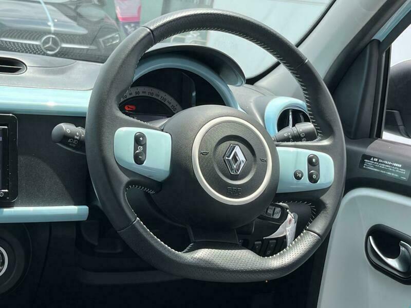 TWINGO