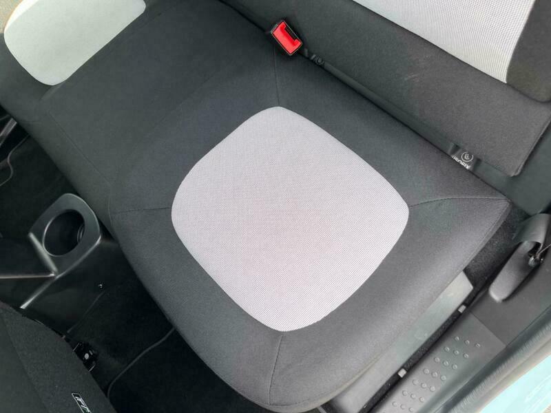 TWINGO
