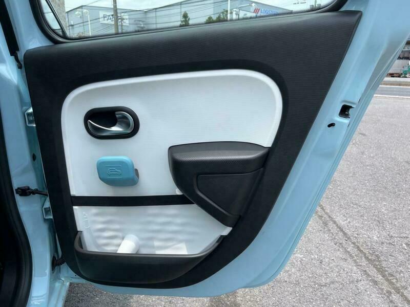 TWINGO