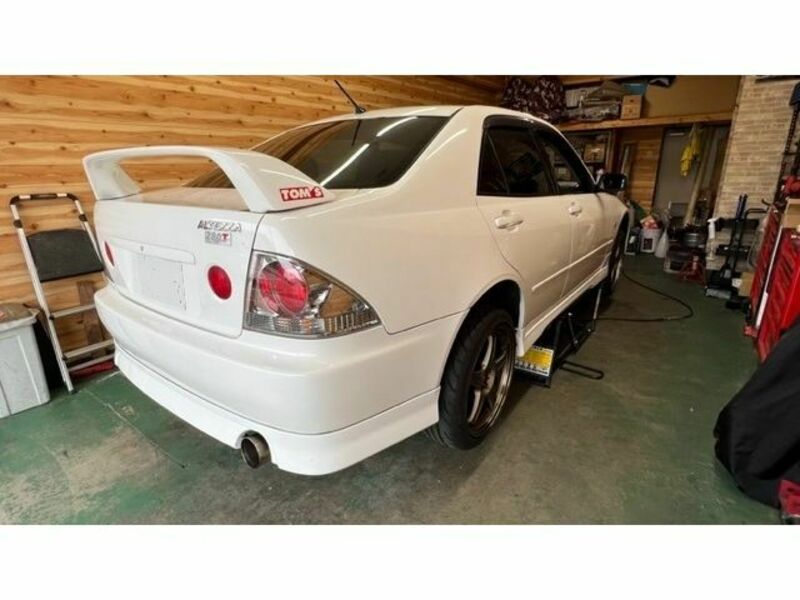 ALTEZZA