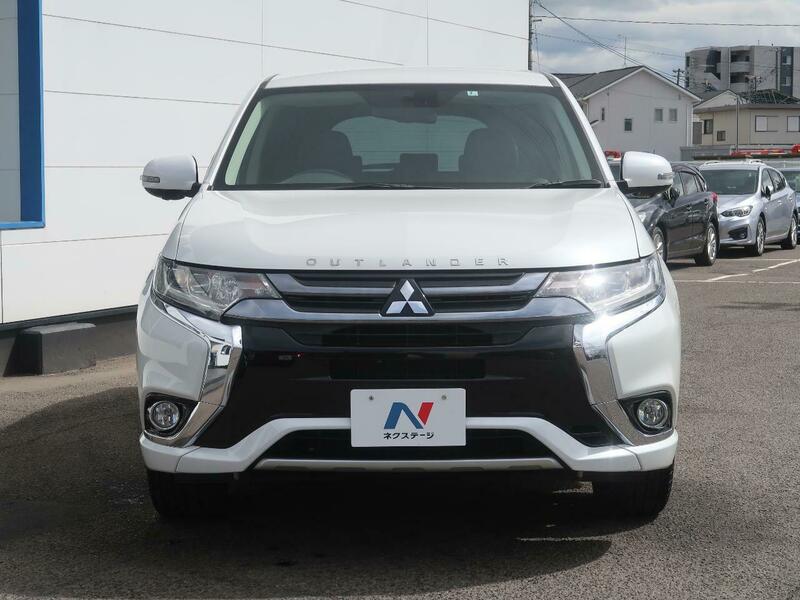 OUTLANDER PHEV-17